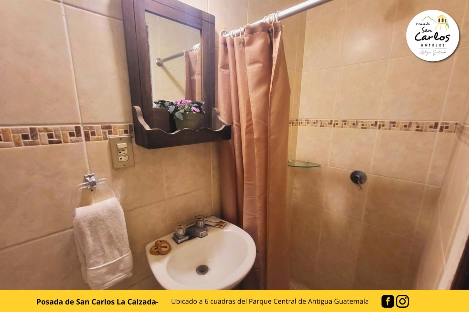 Posada De San Carlos La Calzada 안티구아 과테말라 외부 사진