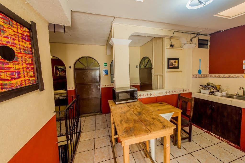 Posada De San Carlos La Calzada 안티구아 과테말라 외부 사진